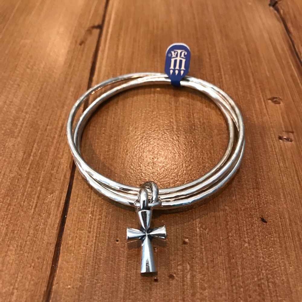 ✨ NEW James Avery Silver Cross Bangles
